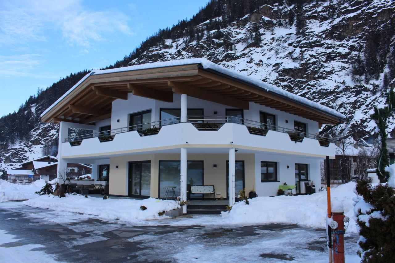 Apart Adlerblick Apartment Längenfeld Exterior foto